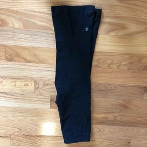 Lululemon Black yoga pants size 4